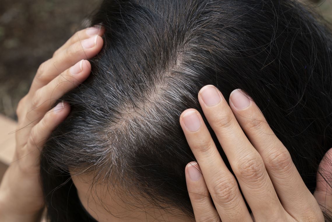 Best Hair Color to Cover Gray Hair - Bigen USA